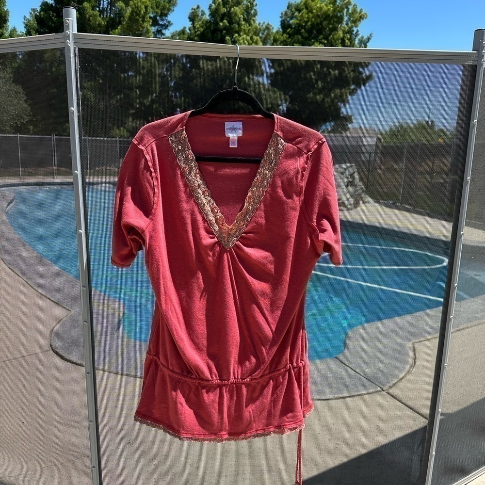One step up rust/mauve embellished short sleeve shirt, size 2X